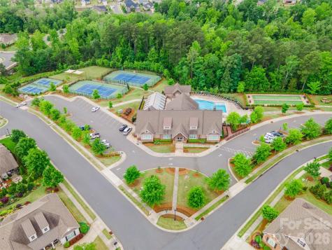 17808 Durrango Court Charlotte NC 28278