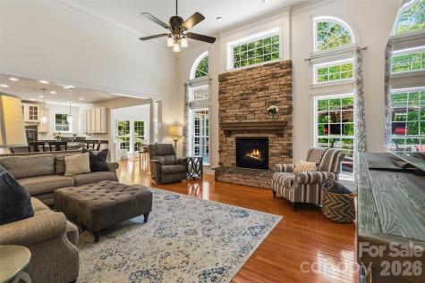 17808 Durrango Court Charlotte NC 28278