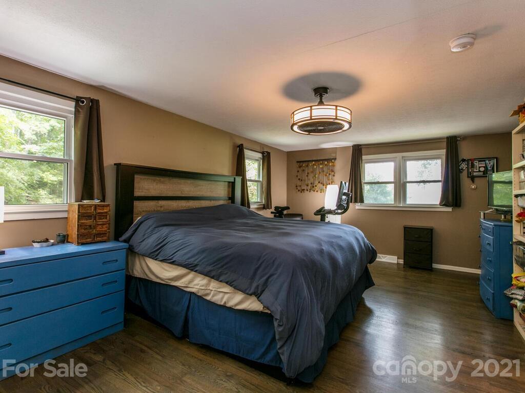 77 Ben Owenby Road Fairview NC 28730