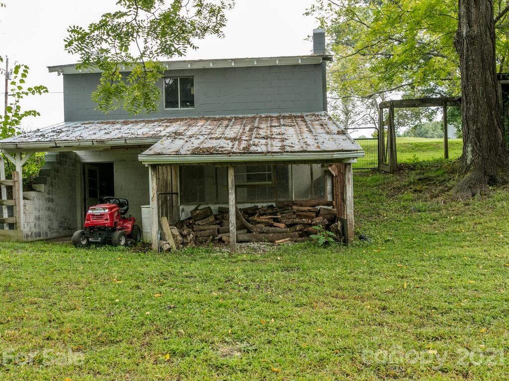 77 Ben Owenby Road Fairview NC 28730