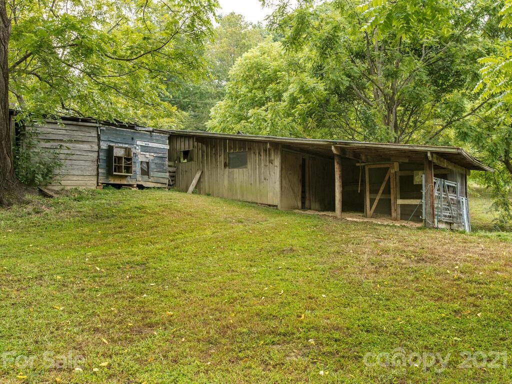 77 Ben Owenby Road Fairview NC 28730