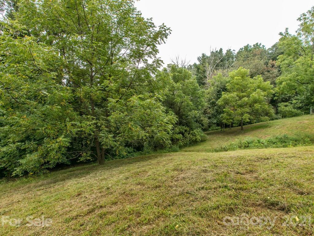 77 Ben Owenby Road Fairview NC 28730