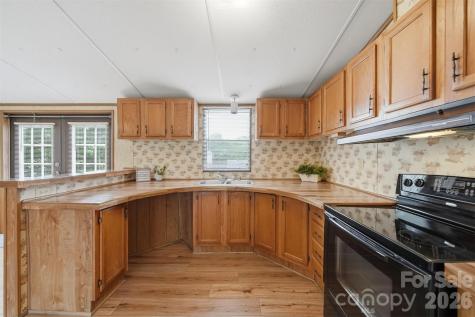 3617 Sulphur Springs Road NE Hickory NC 28601