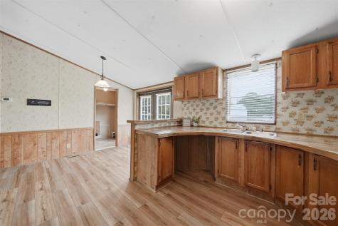 3617 Sulphur Springs Road NE Hickory NC 28601