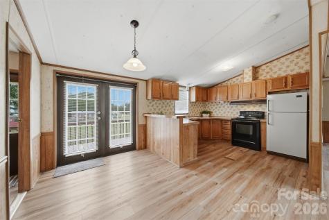 3617 Sulphur Springs Road NE Hickory NC 28601