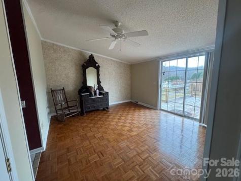 4 English Oaks Drive Candler NC 28715