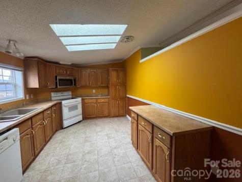 4 English Oaks Drive Candler NC 28715