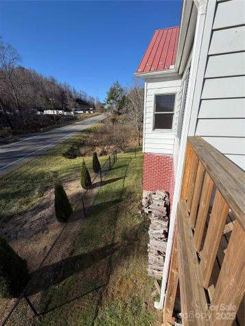 202 Snow Hill Road Bakersville NC 28705