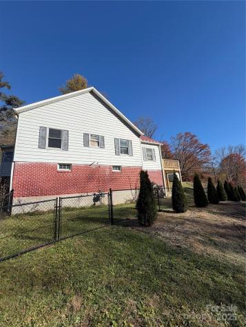 202 Snow Hill Road Bakersville NC 28705