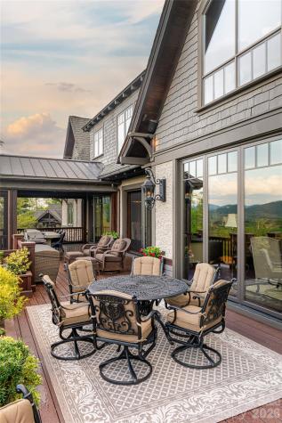 66 N Deerhaven Lane Asheville NC 28803