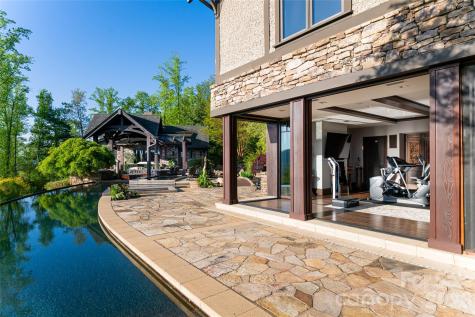 66 N Deerhaven Lane Asheville NC 28803