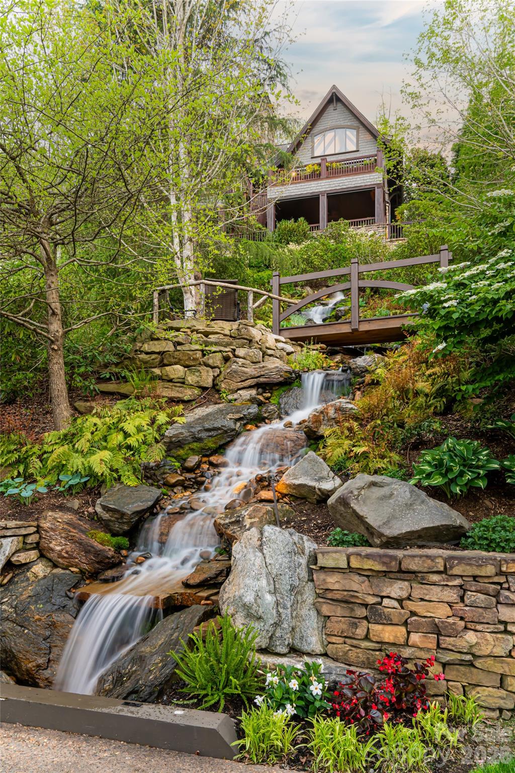 66 N Deerhaven Lane Asheville NC 28803