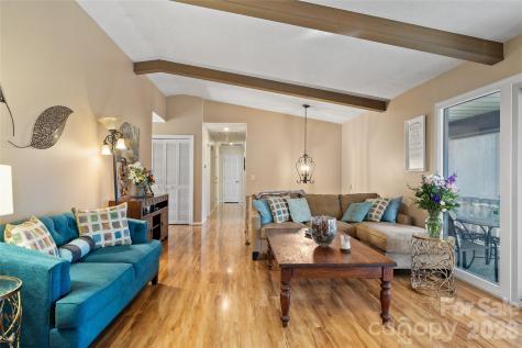 3017 Chestnut Tree Road Hendersonville NC 28792