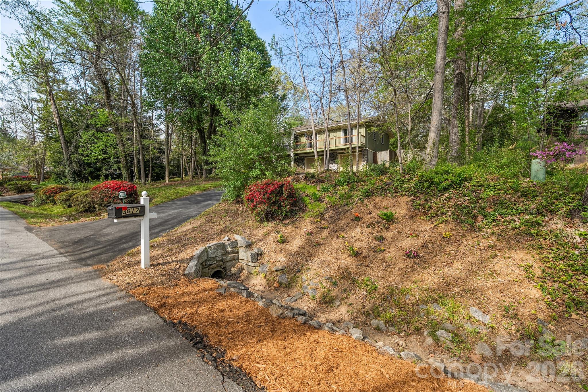 3017 Chestnut Tree Road Hendersonville NC 28792