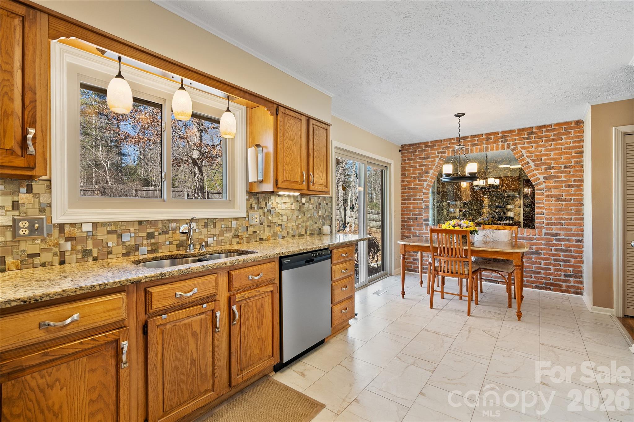 3017 Chestnut Tree Road Hendersonville NC 28792