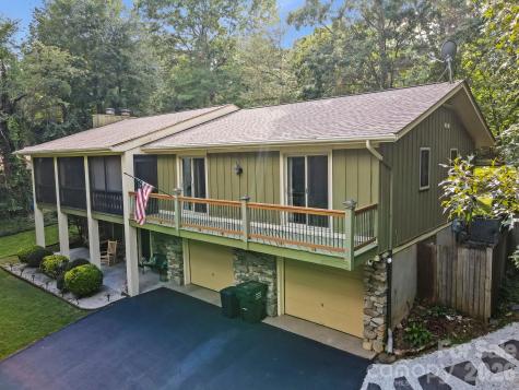 3017 Chestnut Tree Road Hendersonville NC 28792
