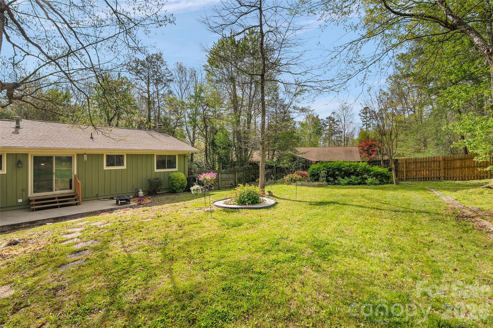 3017 Chestnut Tree Road Hendersonville NC 28792
