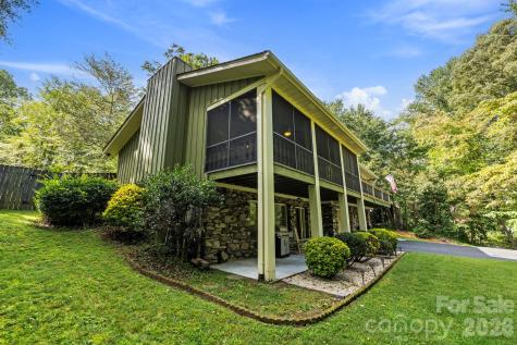 3017 Chestnut Tree Road Hendersonville NC 28792