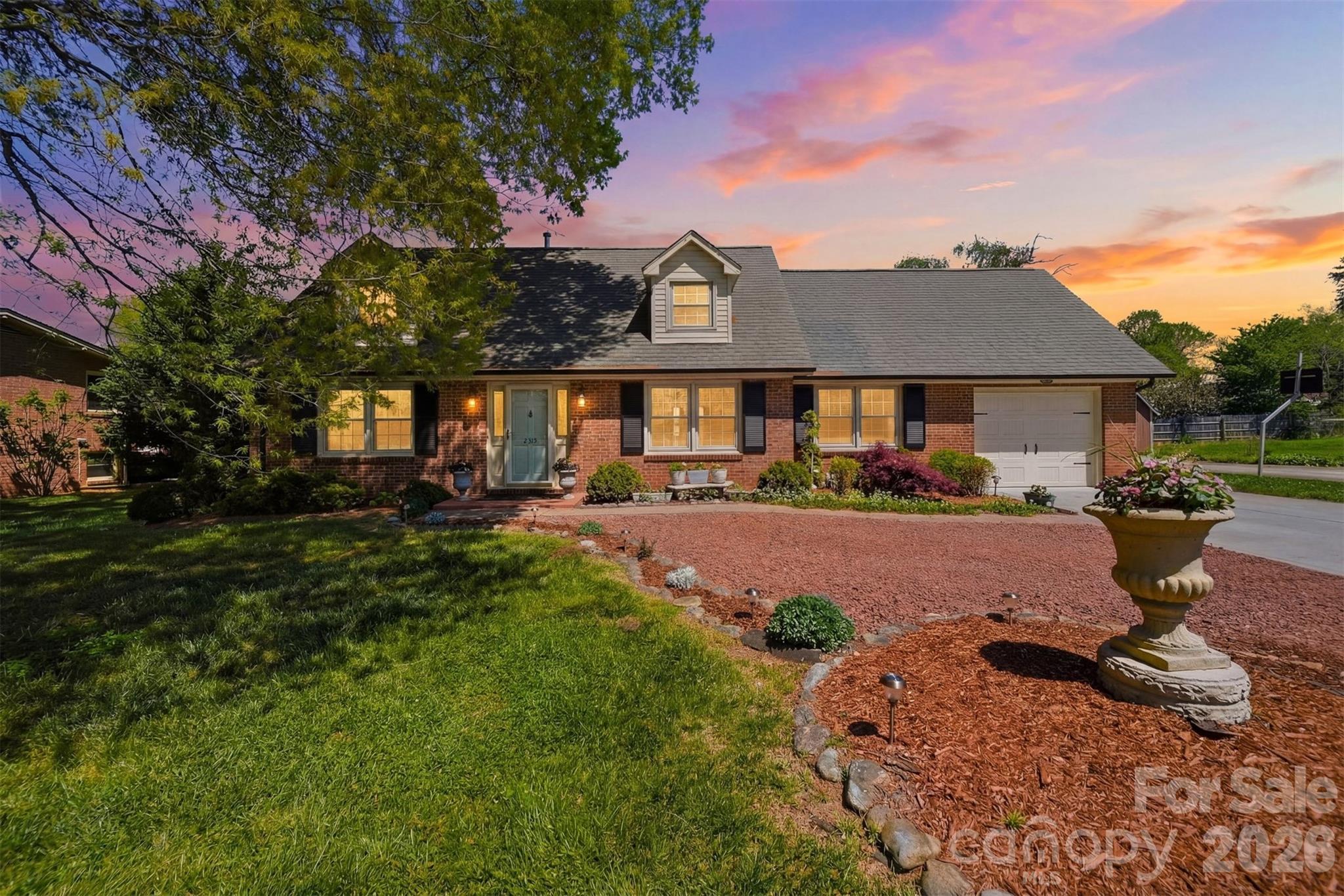 2315 29th Avenue Drive NE Hickory NC 28601