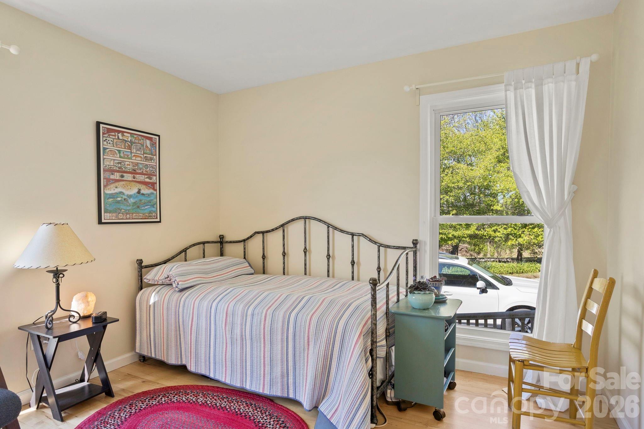 367 Crescent Street Saluda NC 28773