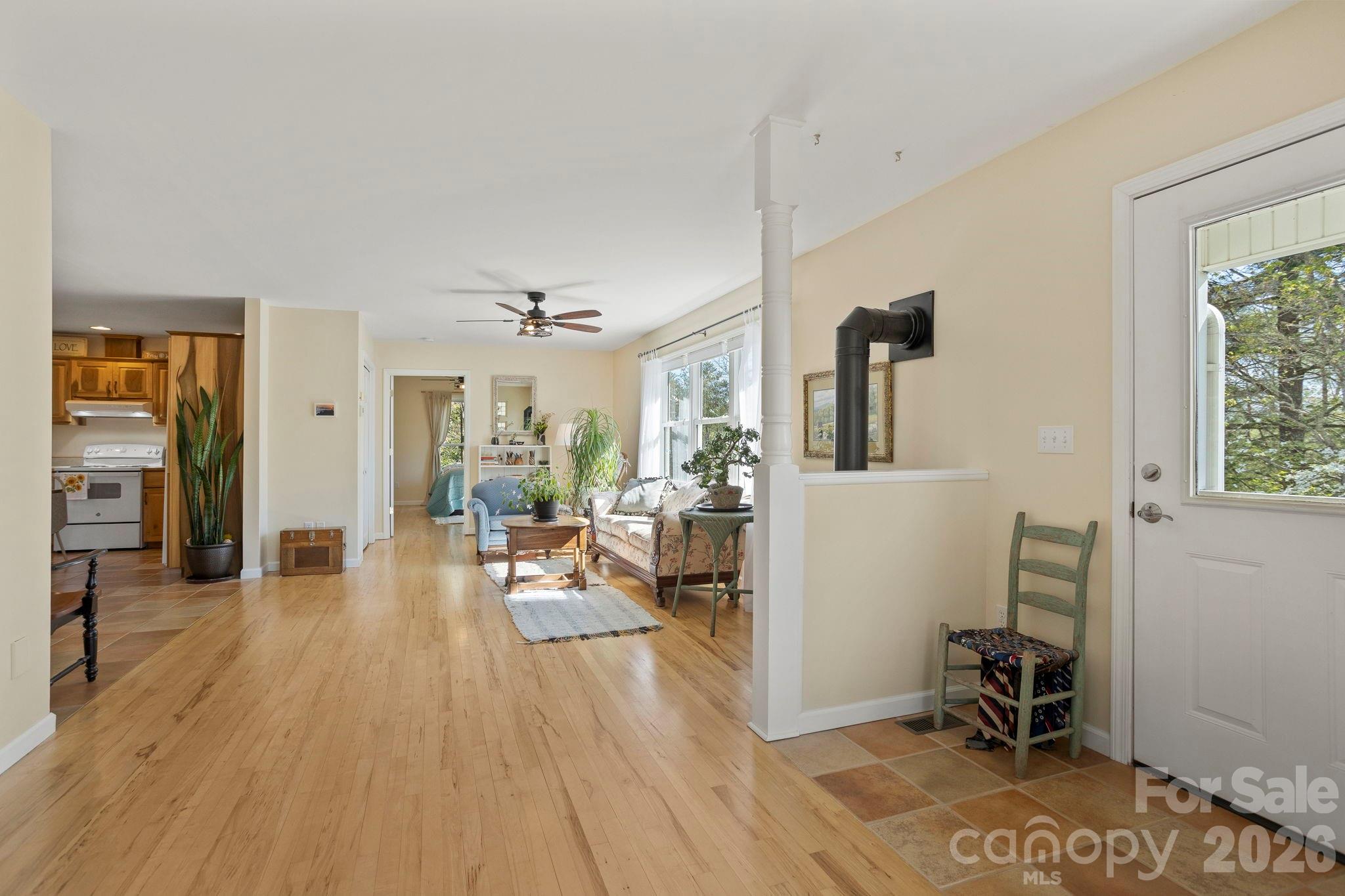 367 Crescent Street Saluda NC 28773