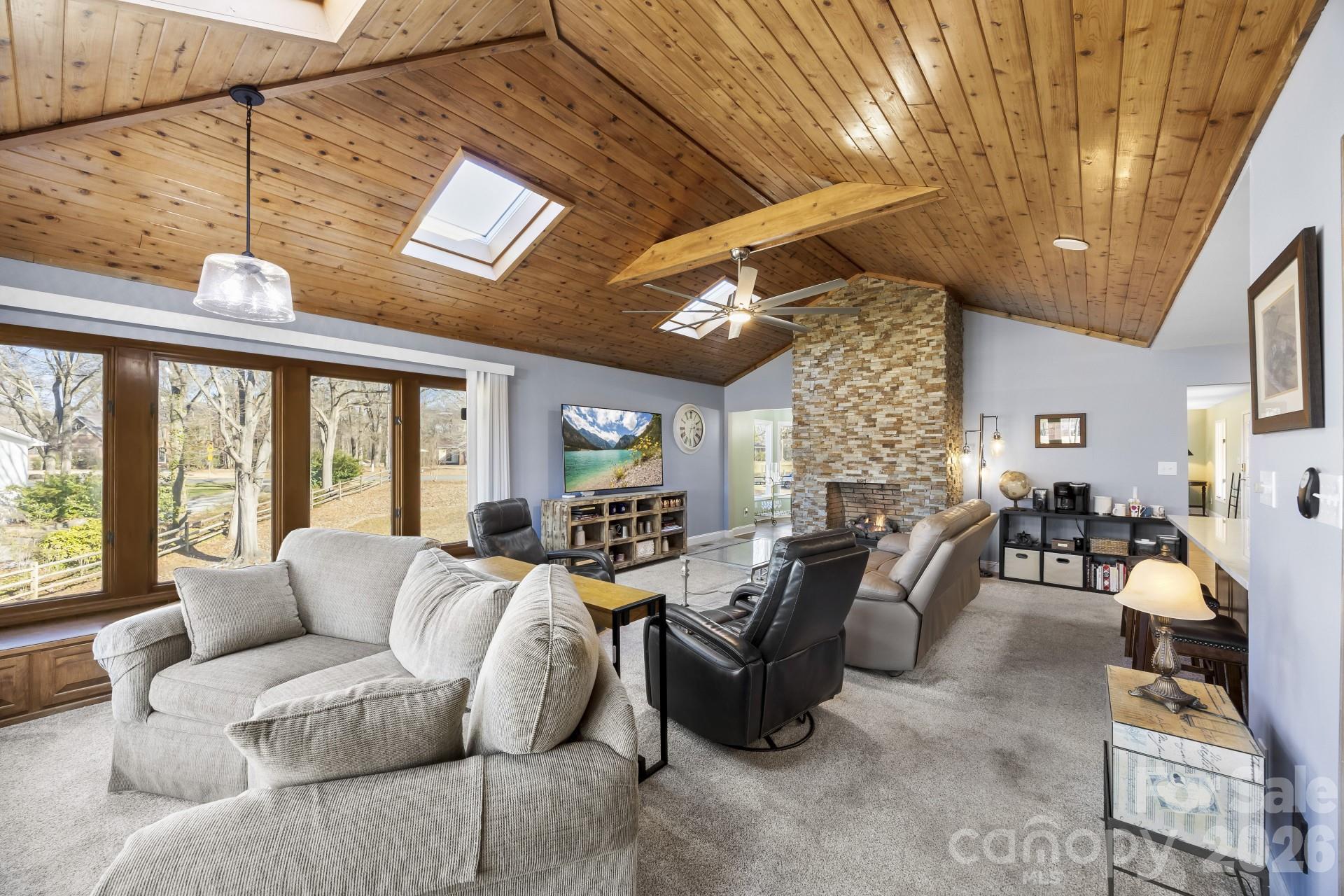 1419 Stoneyridge Drive Charlotte NC 28214