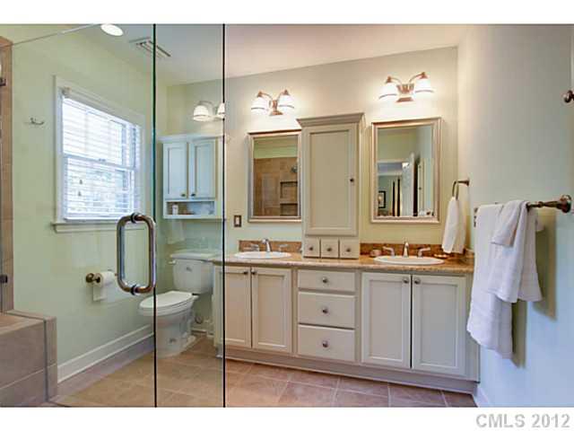 3823 Larkston Drive Charlotte NC 28226