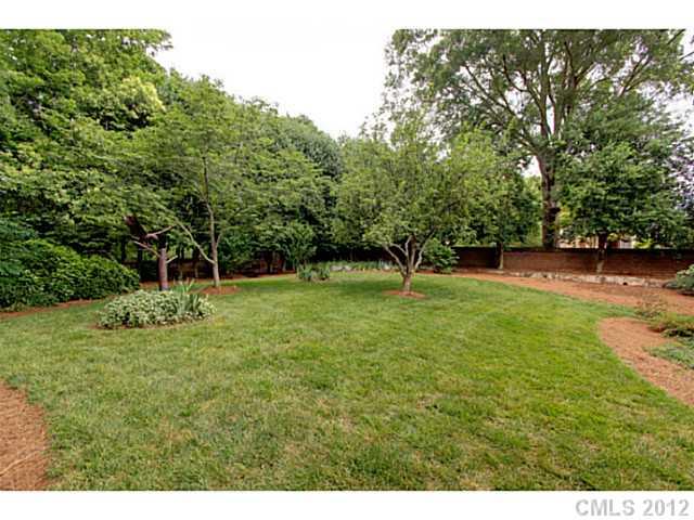 3823 Larkston Drive Charlotte NC 28226