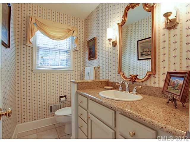 3823 Larkston Drive Charlotte NC 28226
