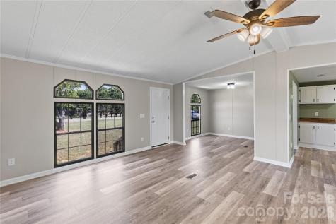 8511 Cloverfield Drive Kannapolis NC 28081