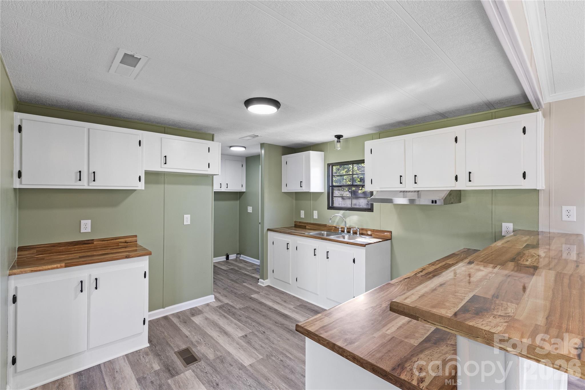 8511 Cloverfield Drive Kannapolis NC 28081