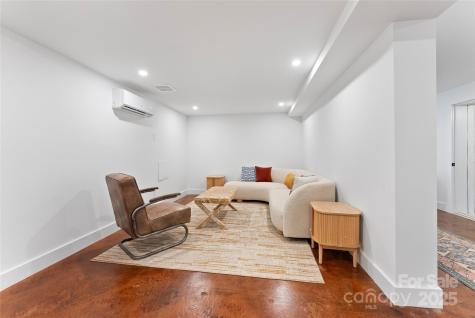 351 Windsor Road Asheville NC 28804