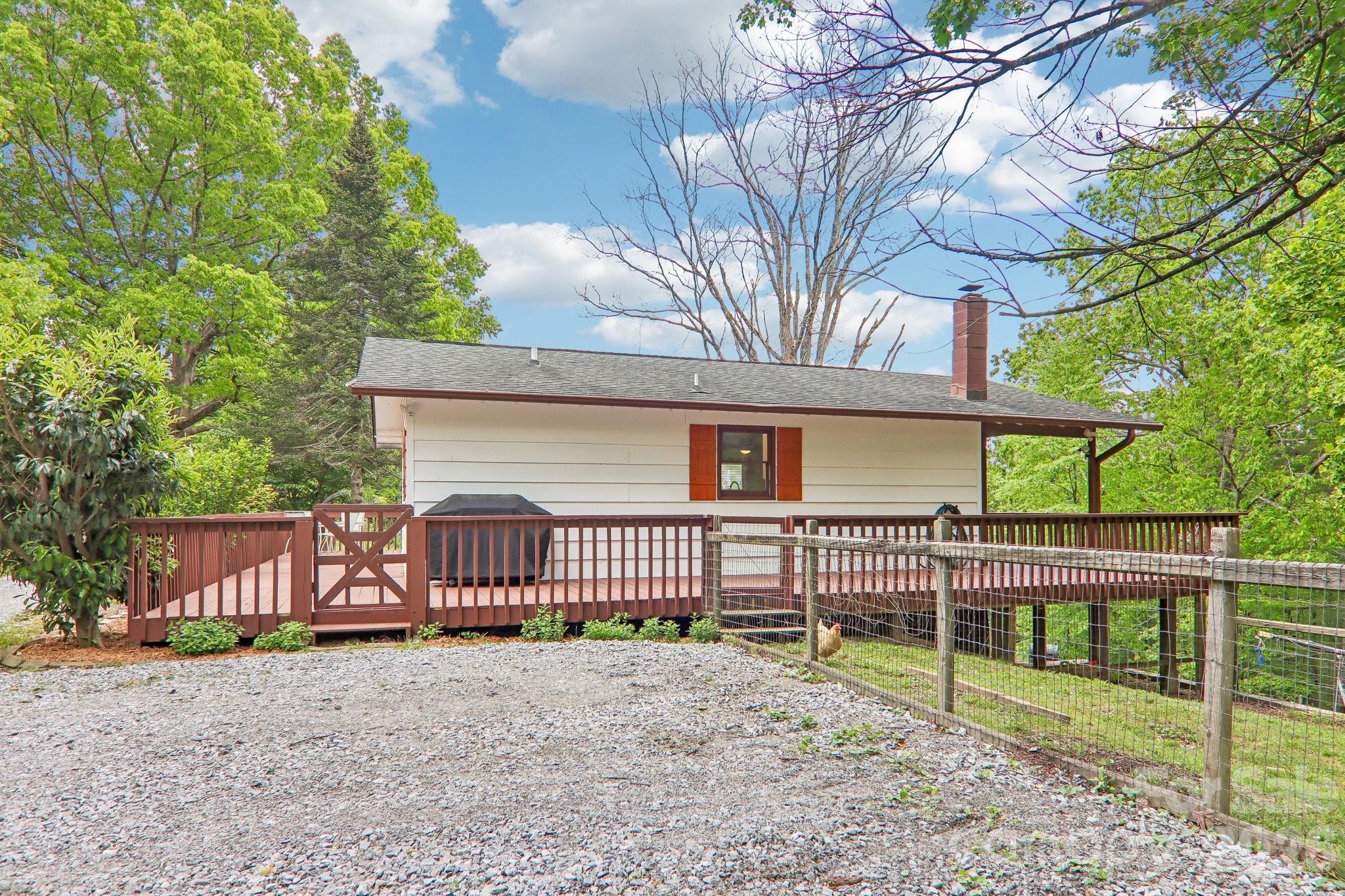 34 Lindsey Hill Lane Zirconia NC 28790