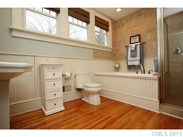 2329 Weddington Avenue Charlotte NC 28204