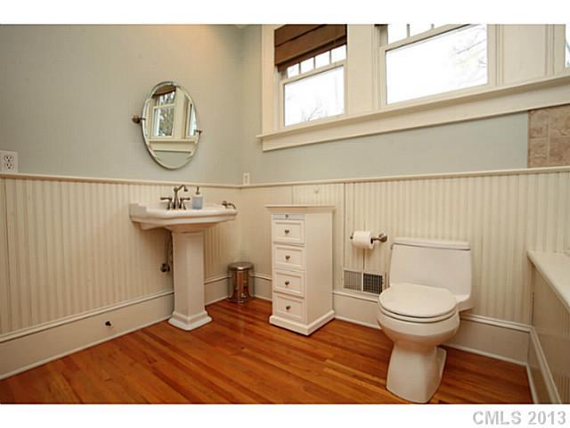 2329 Weddington Avenue Charlotte NC 28204