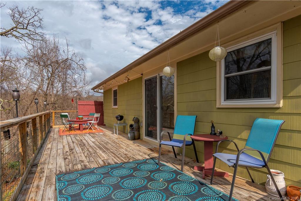 32 Melody Lane Asheville NC 28803