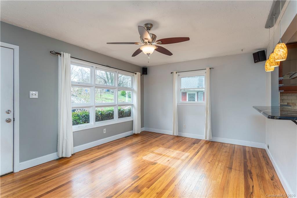32 Melody Lane Asheville NC 28803