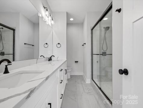 1122 Pegram Crossing Drive Charlotte NC 28205