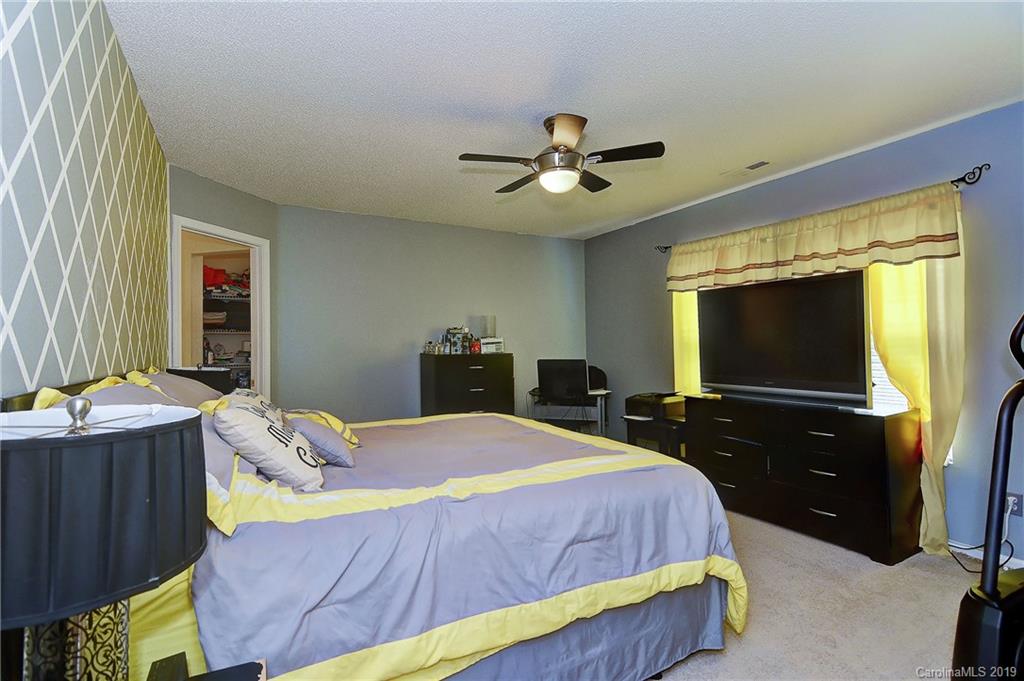2040 Dunsmore Lane Waxhaw NC 28173