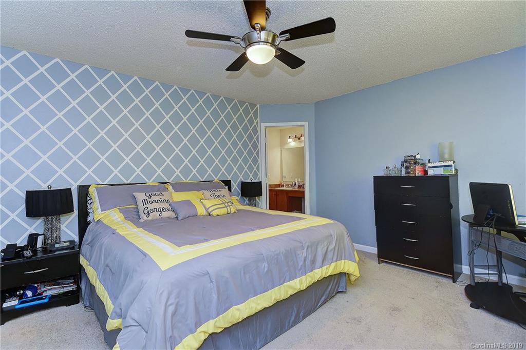 2040 Dunsmore Lane Waxhaw NC 28173