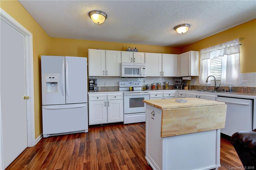 2040 Dunsmore Lane Waxhaw NC 28173