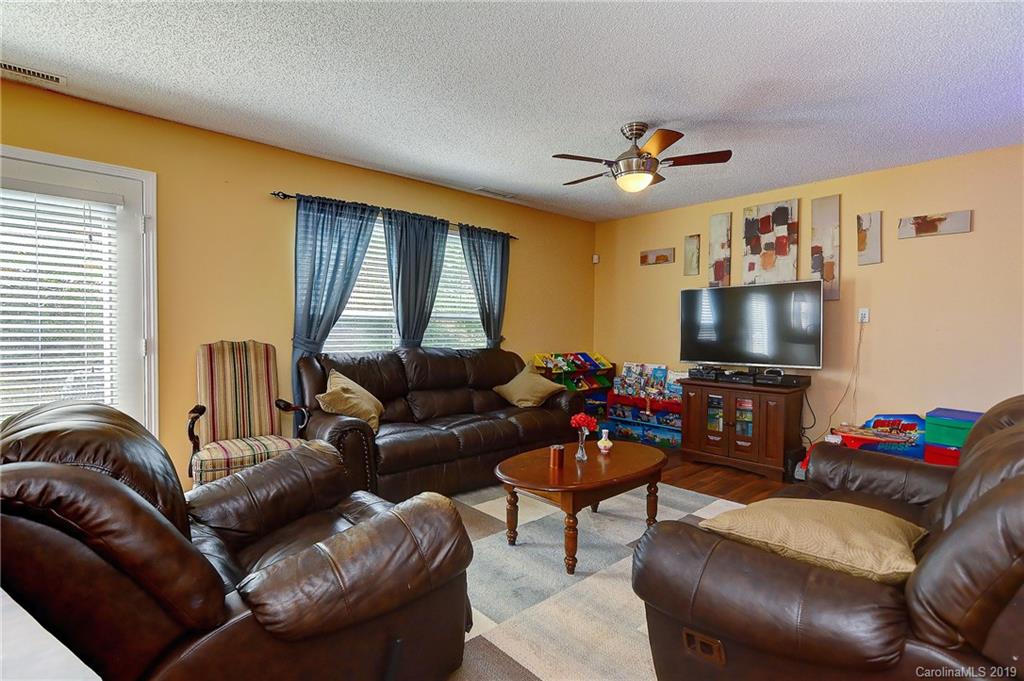 2040 Dunsmore Lane Waxhaw NC 28173