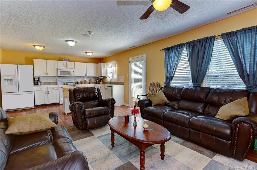 2040 Dunsmore Lane Waxhaw NC 28173