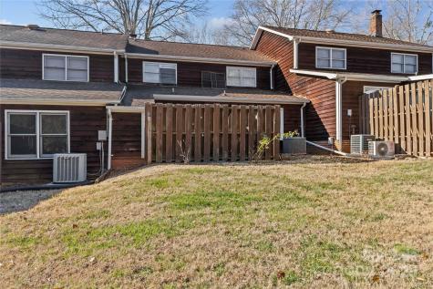 2502 Round Table Road Monroe NC 28110