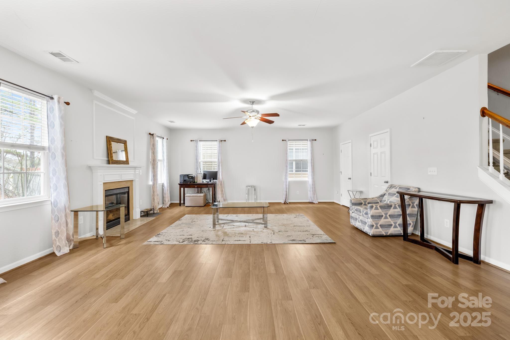 4124 Houldsworth Drive Charlotte NC 28213