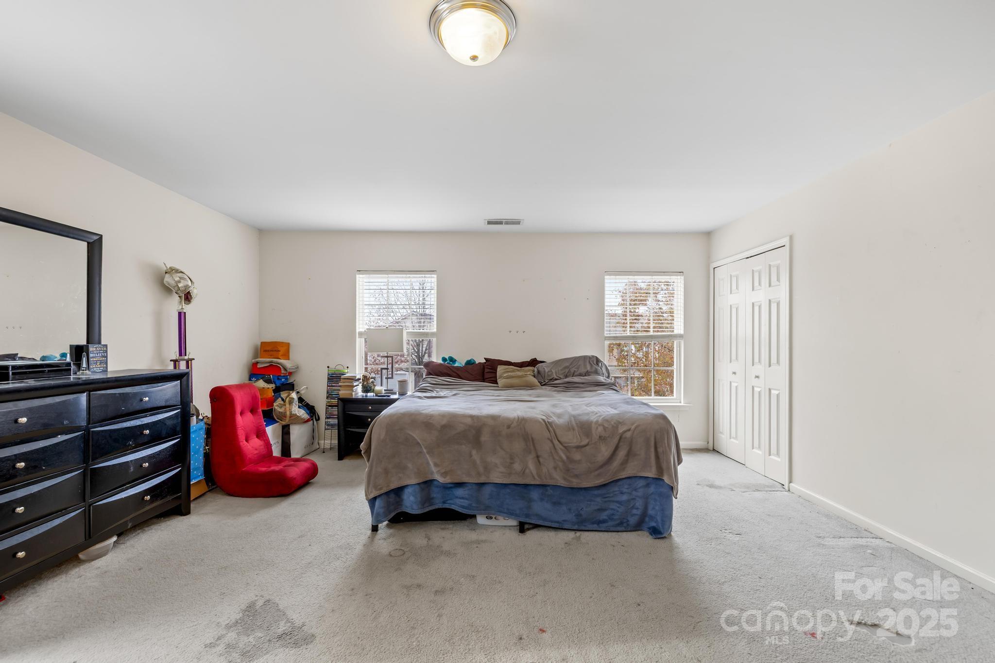 4124 Houldsworth Drive Charlotte NC 28213