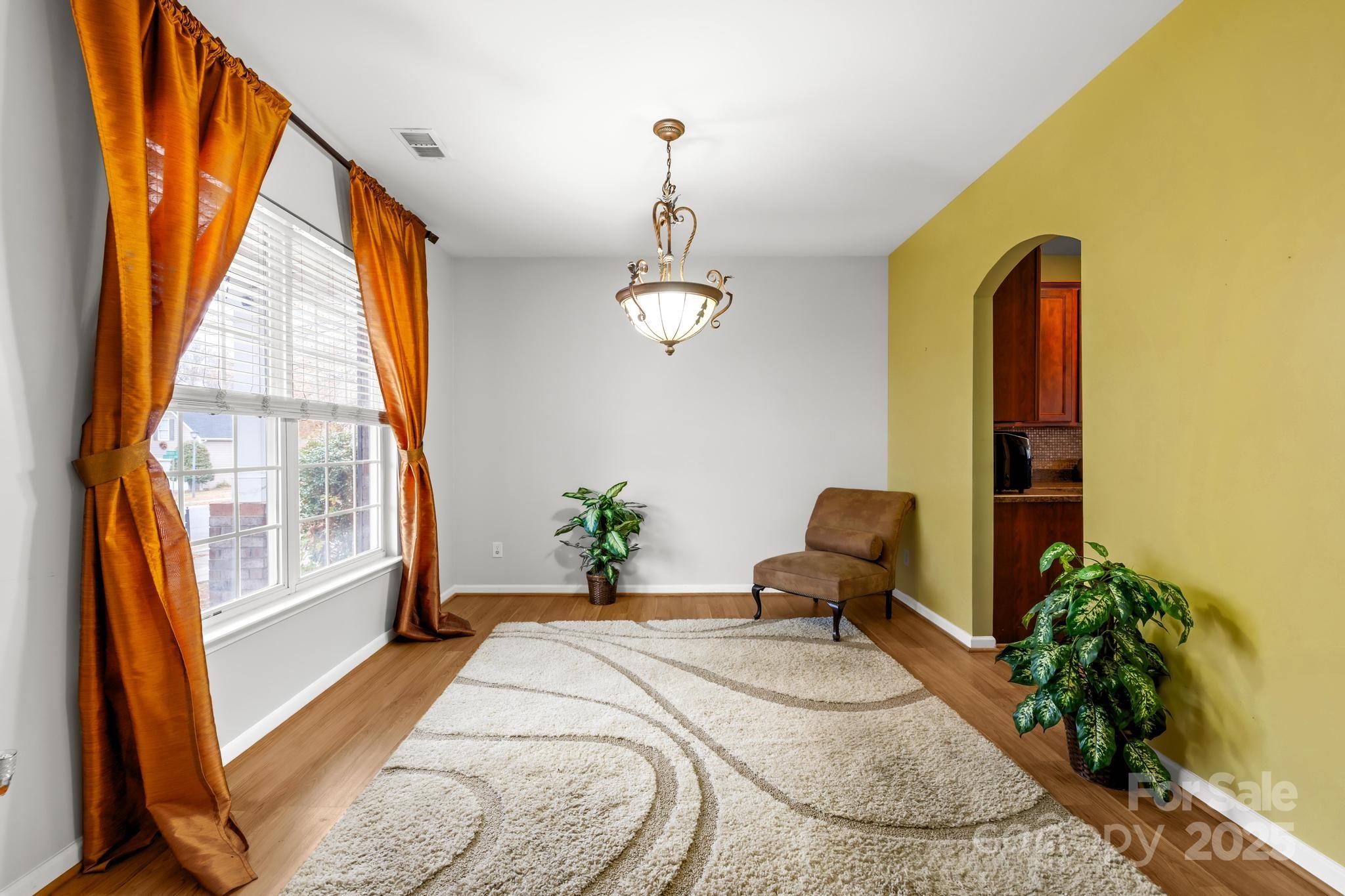 4124 Houldsworth Drive Charlotte NC 28213