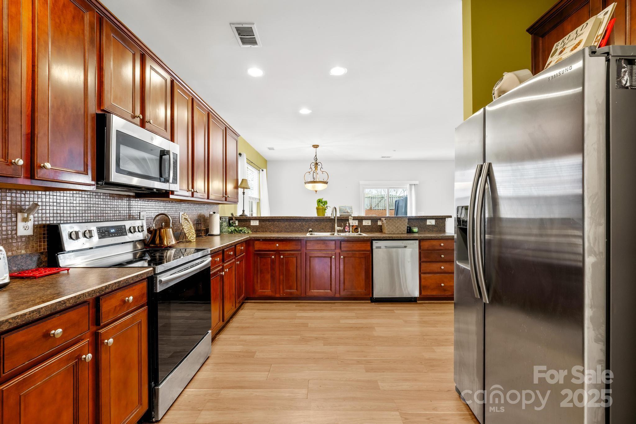 4124 Houldsworth Drive Charlotte NC 28213