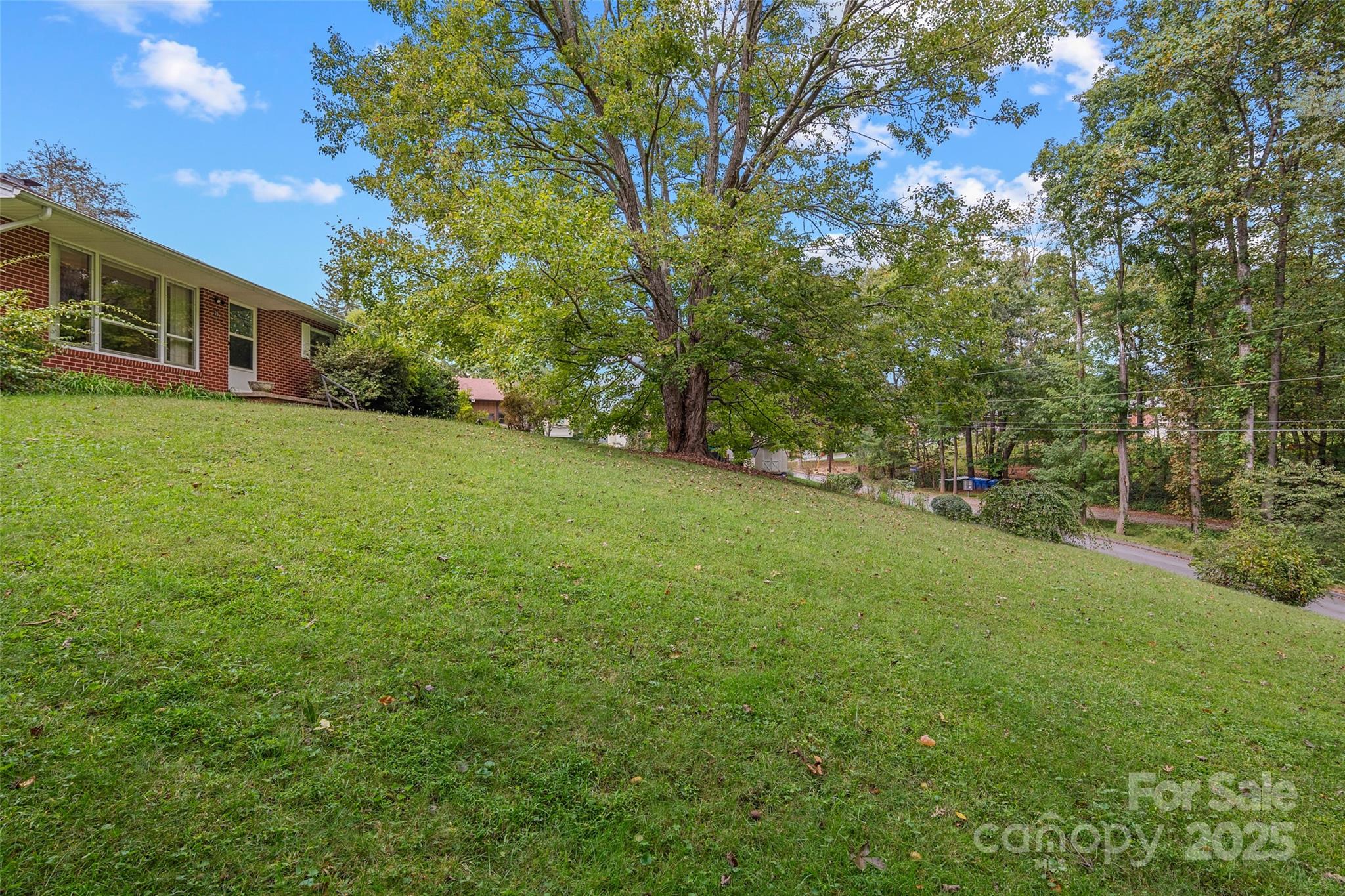 25 Baker Drive Asheville NC 28806