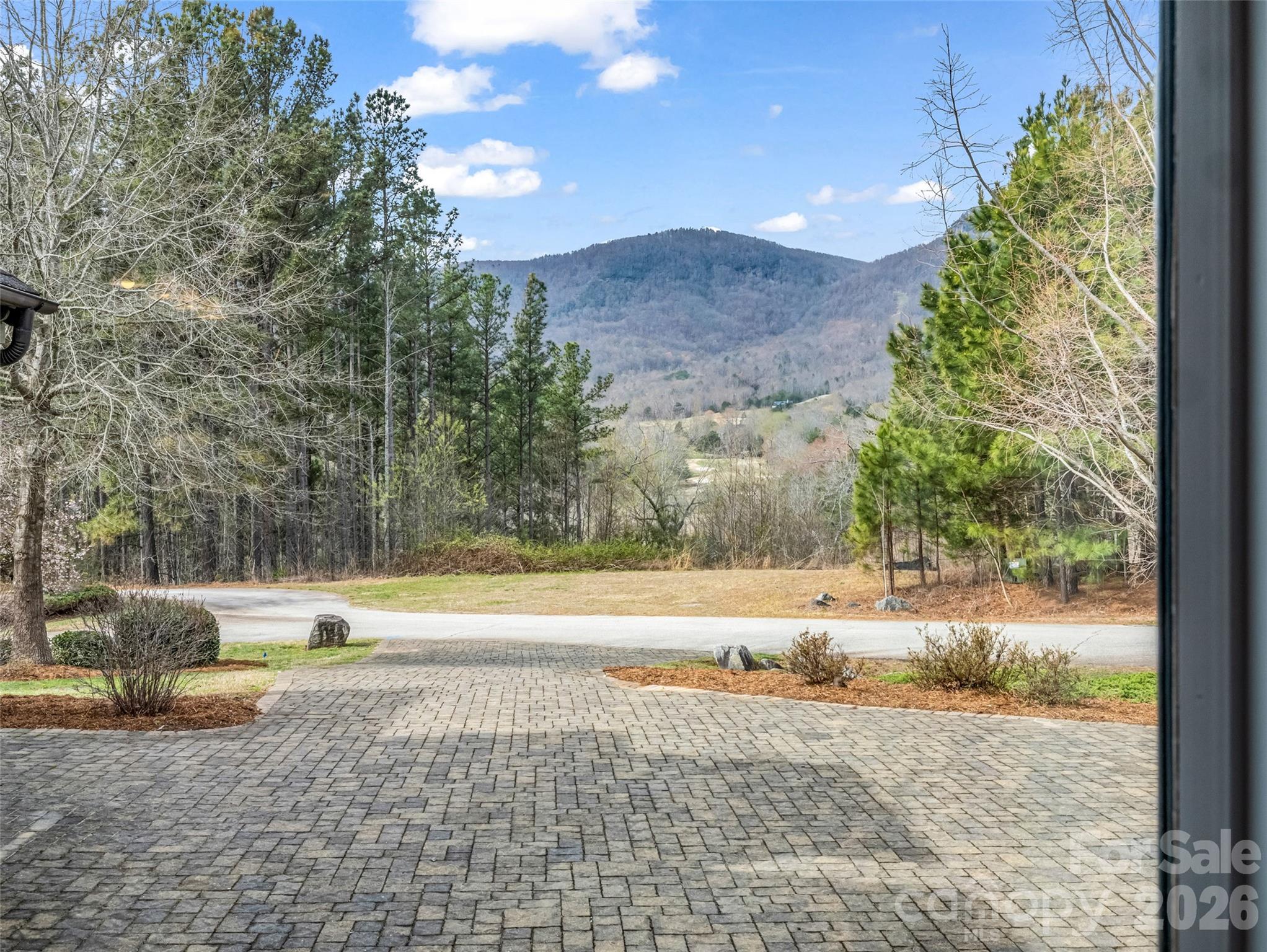 565 Chestertown Drive Mill Spring NC 28756